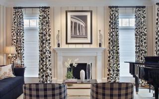 Черно-белые шторы в интерьере комнат: советы дизайнеров Шторы в черно белом стиле